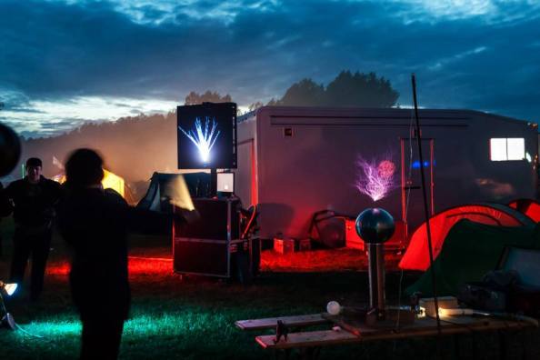 45217_10201704685167117_1160282277_n